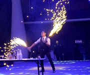 2017年1月15日【香港皇朝家私新品發(fā)布會(huì)】朱歡洪被聘請為花式調(diào)酒演出節(jié)目嘉賓